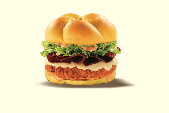 Spicy Chicken : poulet crispy, emmental, chorizo, spicy mayo